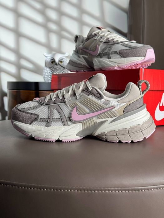 Жіночі кросівки Nike V2K Run White Grey Beige женские кроссовки найк
