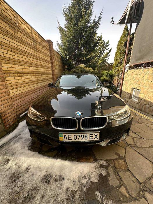Продам BMW 320d F30