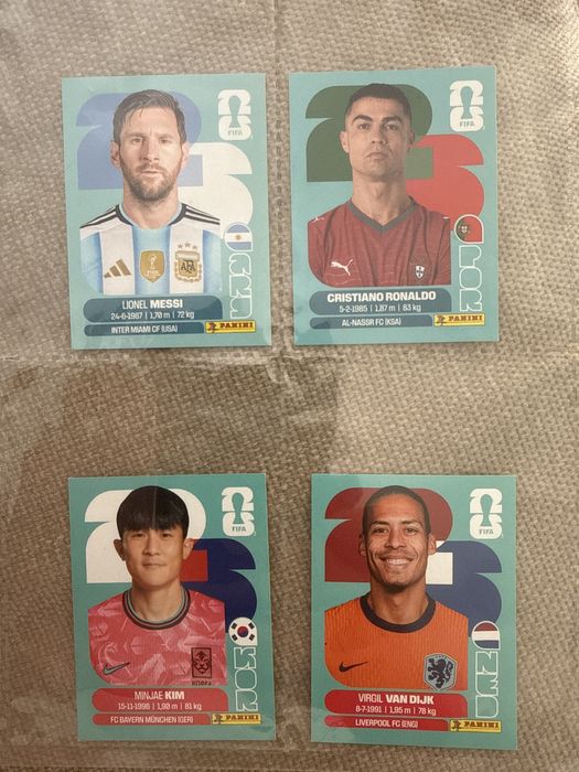 Cromo Mundial Ronaldo, Messi, Van Dijk , Kim Minjae