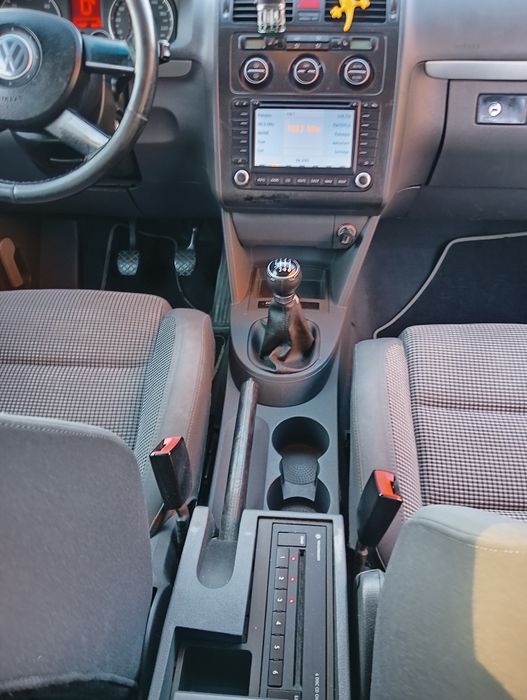 Volkswagen Touran 2005р.  2.0 Дизель