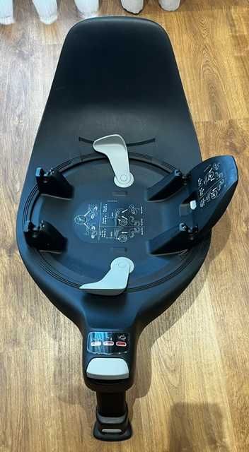 Cadeira CYBEX Cloud T i-Size + base Z2 / T
