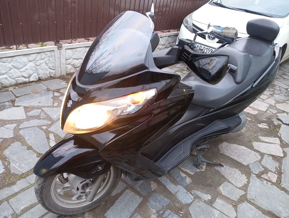 Suzuki skywave 250