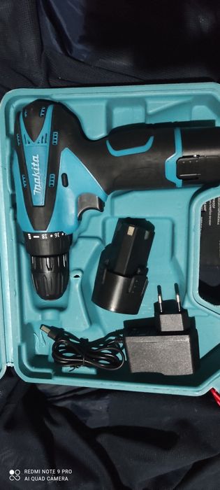 Шуруповерт Makita 12V Li-ion: 2 АКБ, кейс та повний набір інструментів