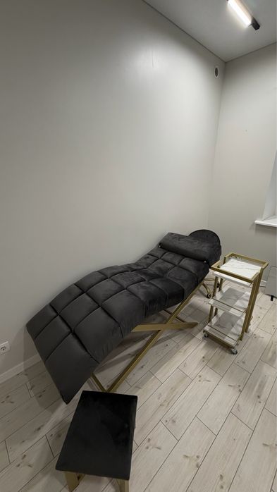 Оренда робочого місця , місце кушетка для майстра.