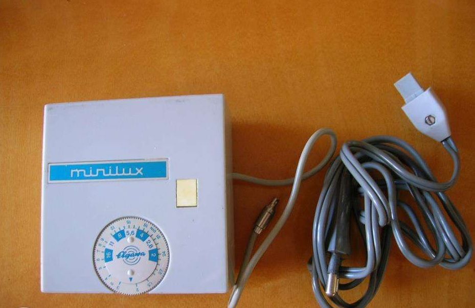 Lampa błyskowa Minilux Elgawa DDR