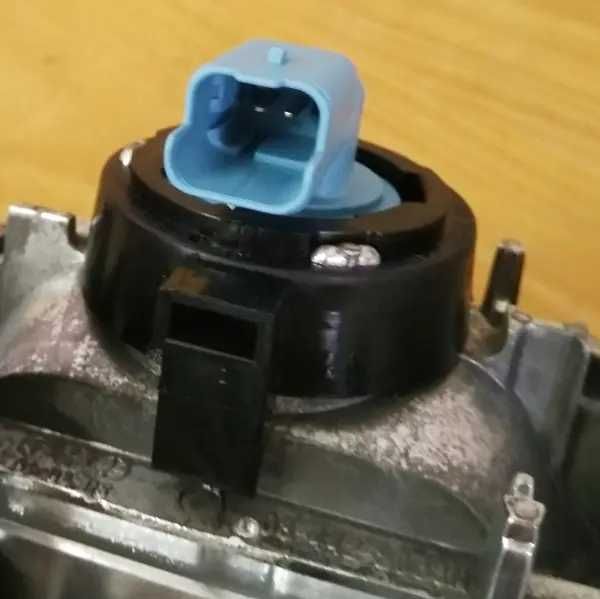 Farol Nevoeiro Peugeot 406 Modelo: 1999/06 até 2004/04