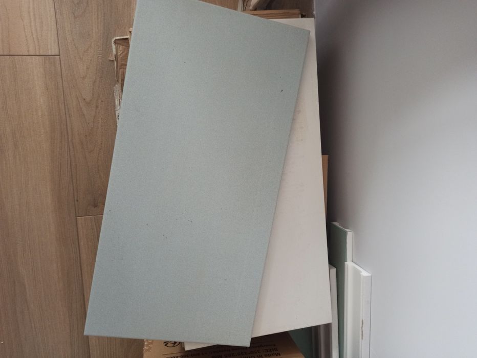 Плитка для підлоги та стін