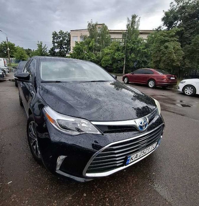 Аренда авто -Toyota Avalon 2016 г. Киев