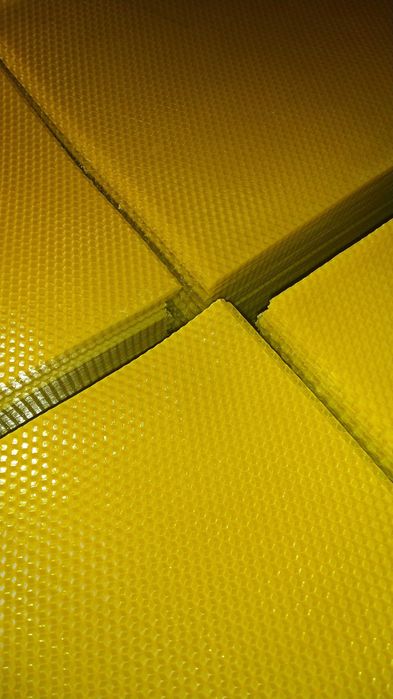 Вощина 1кг=240грн. Сертифікована.