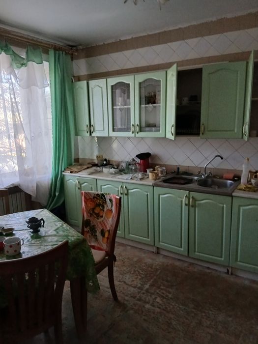 Продам будинок з ремонтом  ( неподалік річка) .
