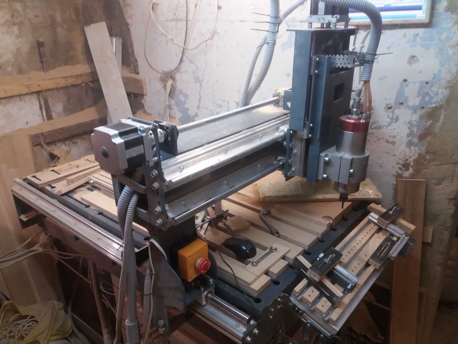 фрейзерный станок ЧПУ фрейзер с полем 500*300*130