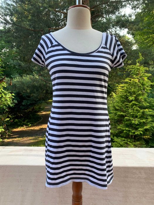 długi podkoszulek w czarno białe paski, rozm Xl, trois cina