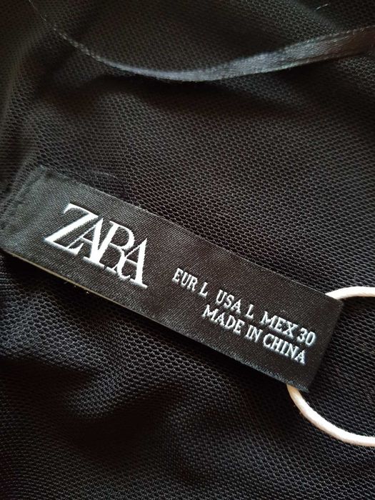 Сукня святкова у паєтки Zara.