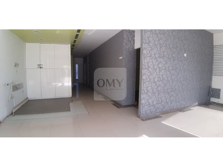 Bank Repossession | Shop in the City Center of Valpaços