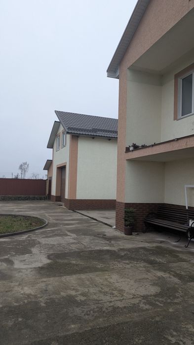 Будинок 10 хв від центру міста