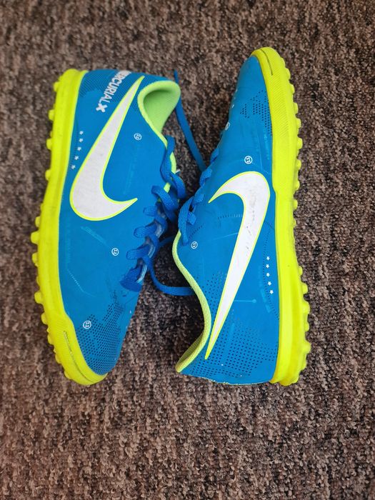 Buty do piłki nożnej Nike MercurialX,.roz. 36