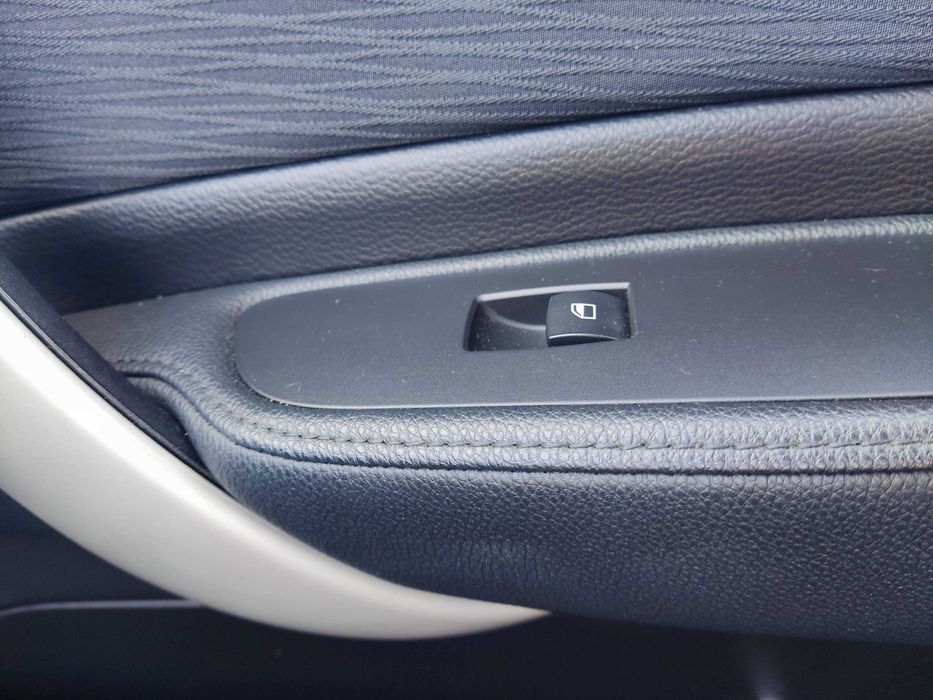 BMW Serie 1 (3 Portas) — photo 4