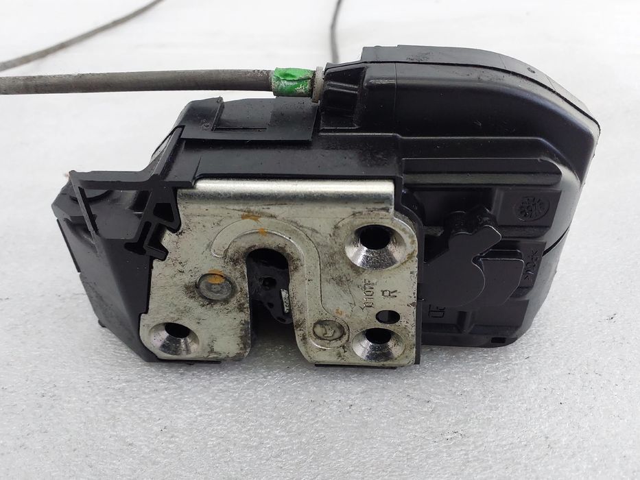 Fechadura / fecho porta trás direito NISSAN Qashqai/Qashqai+2 I (J10,