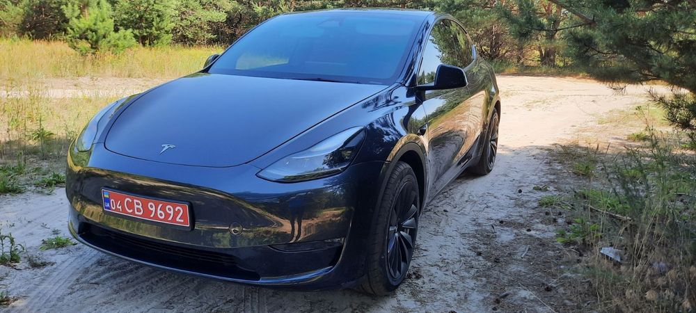Тесла Y  24р 28000км стан нового автоо