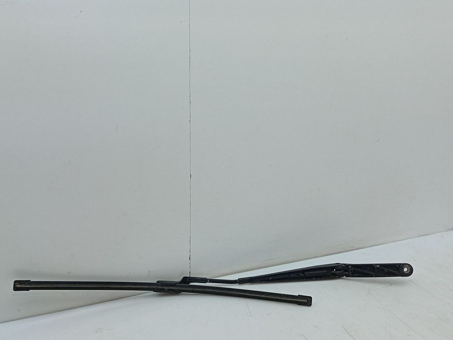 Haste / braço de escova limpa vidros frente esquerda VOLKSWAGEN Passat