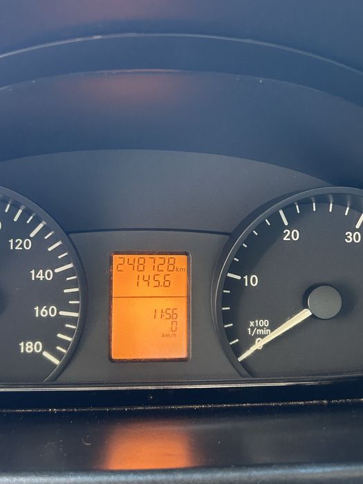 Laweta Mercedes-Benz Sprinter 2,2 CDi 2011 3,5t kat. B