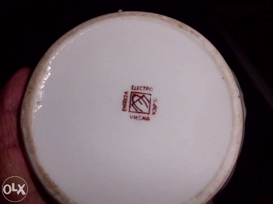 Caneca antiga da eletro-cerâmica do Candal64550289906690122
