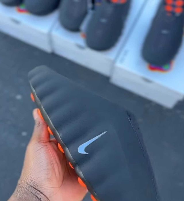 Nike Mind 001 Black  R.39