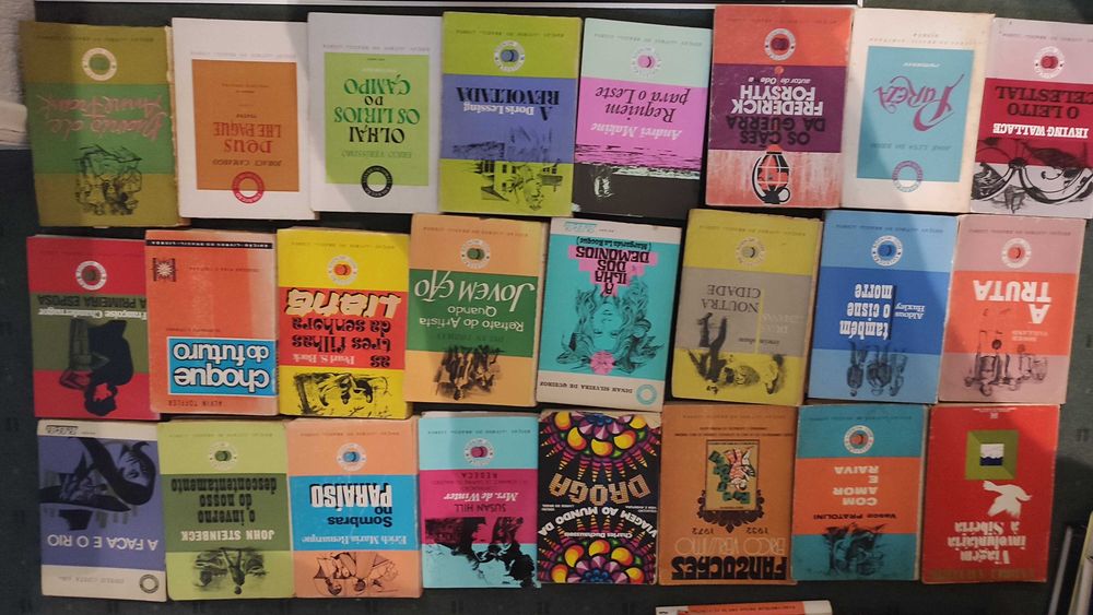 Lote Livros Literatura Edição Livros do Brasil - Cada 3 €