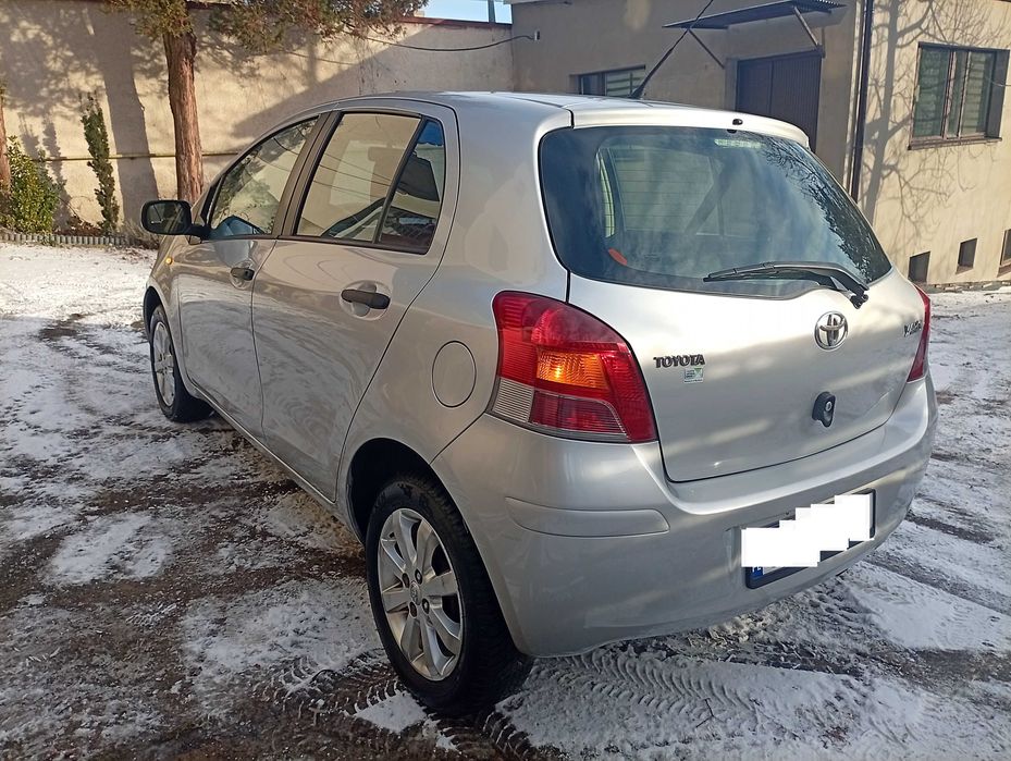 Toyota yaris 1.3 vvti - SALON POLSKA - 5 DRZWI - KLIMA - 170 Tys.km.!