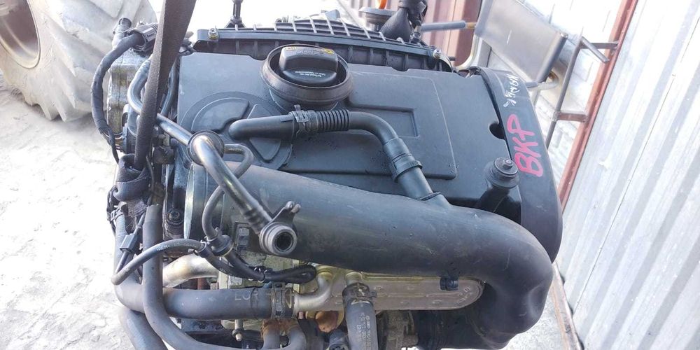VW  2,0 TDI  Silnik  BKP  kompletny  foto