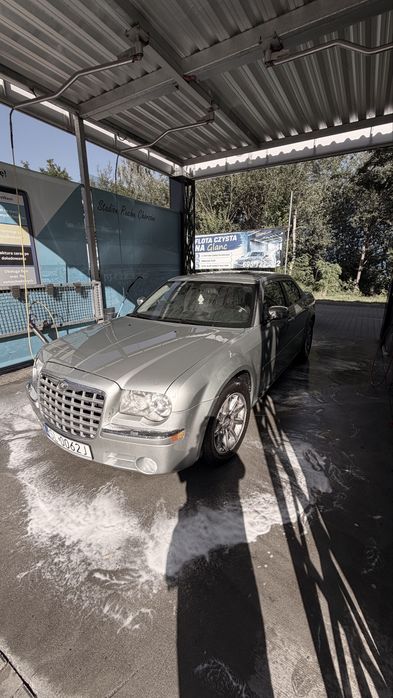 300c 5.7 hemi zadbany bez gazu