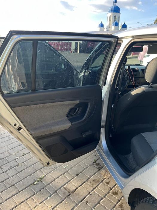 Продам авто шкода фабія 2013рік 1.2 бензин газ