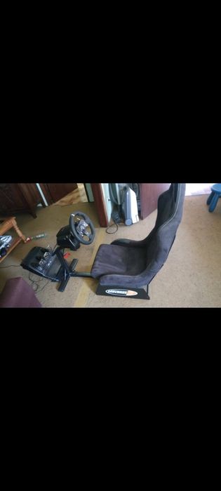 Vende -se Playseat + G920