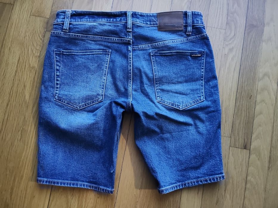Calções Volcom Slim Straight  32 (NOVOS!)