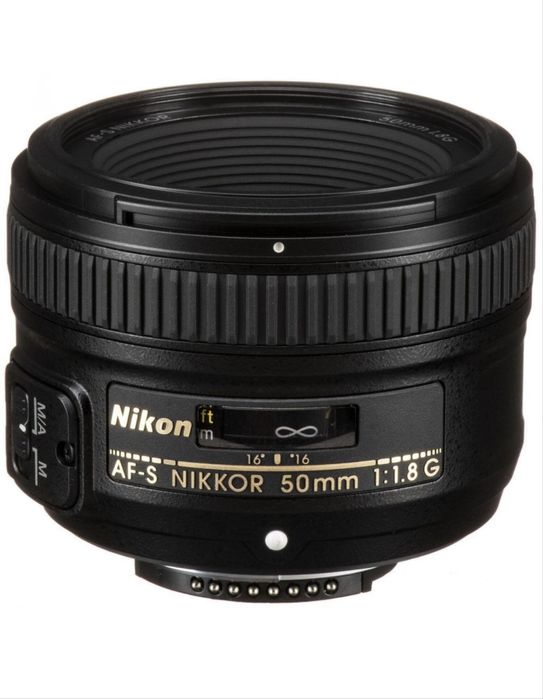 Фотокамера Nikon d5600 + об’єктив Nikon AF-S 50 mm f/1.8G