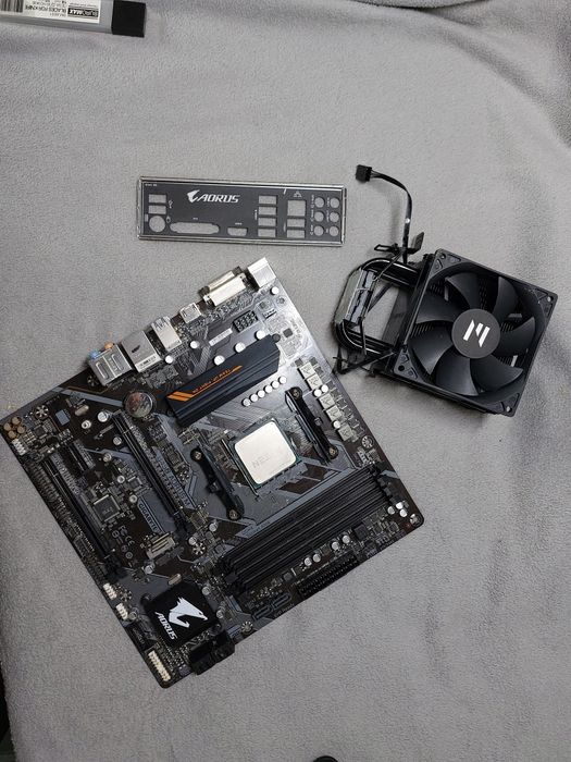 Ryzen 5 2600 + Gigabyte Aorus + Охолодження