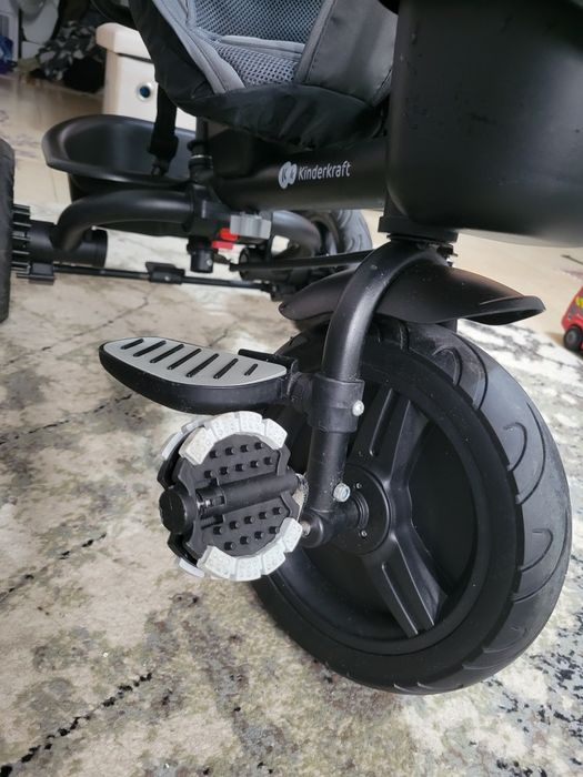 Triciclo kinderkraft