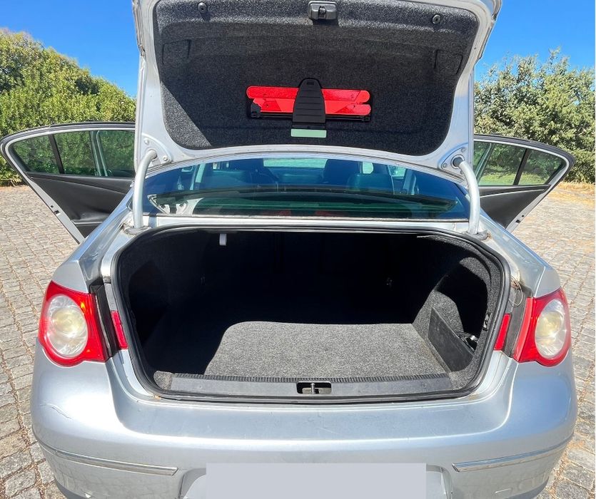 PARA VENDA - Volkswagem Passat 2.0 TDI B6 (2005)