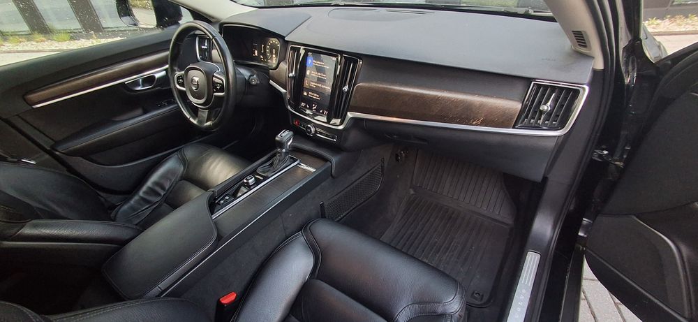 Volvo V90 Cross Country 2.0 Diesel Full Led Radar Skora