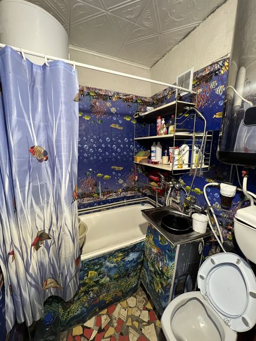 Продам кімнату, Малий ринок