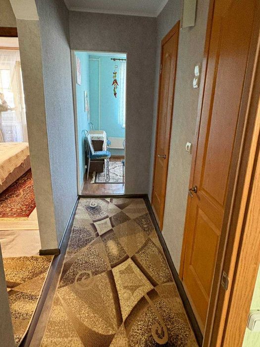 Продам 2-кімнатну квартиру в Черкаському