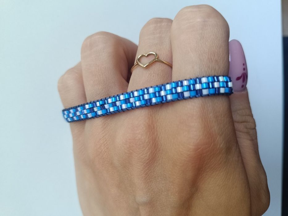 Cienka bransoletka niebieska handmade