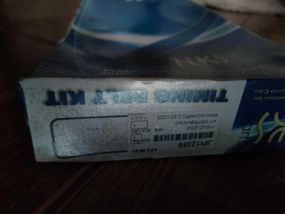 Correia de distribuição + bomba de água