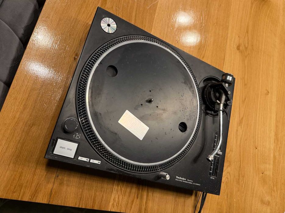 Technics Sl-1210MK2