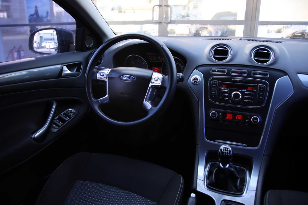 Ford Mondeo 2013