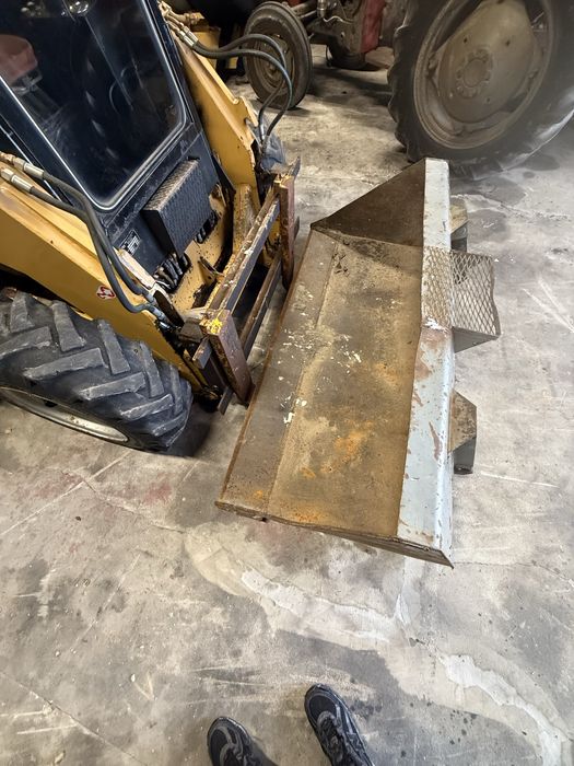 Mini ładowarka bob cat UNC silnik 3 cylindry zetor