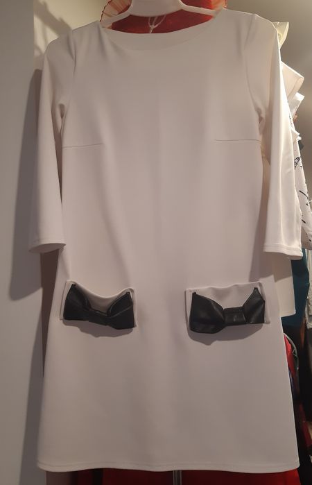 Чорне/біле плаття