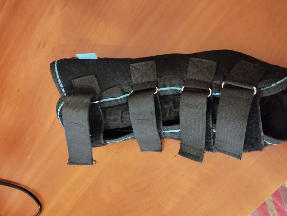 Бандаж (ортез) на голеностопный сустав Алком  с фиксатором