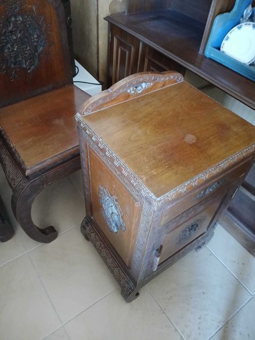 Quarto de Casal Luso-Oriental em Cânfora - Proveniente de Macau (anos 40/50)