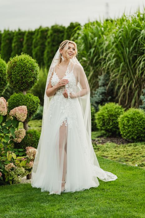 Przepiekna lekka SUKNIA ŚLUBNA